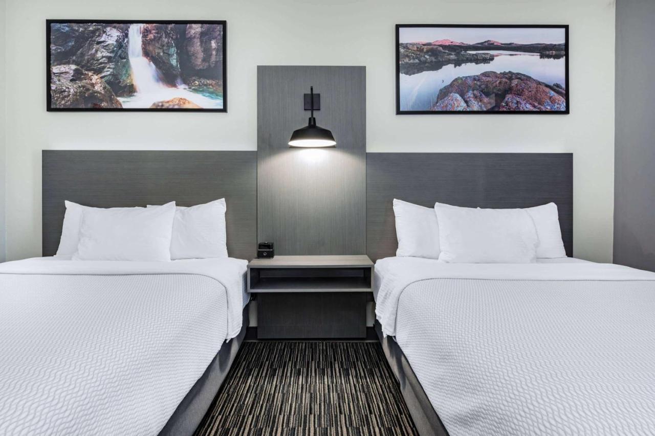 La Quinta Inn & Suites By Wyndham Ardmore Exteriör bild